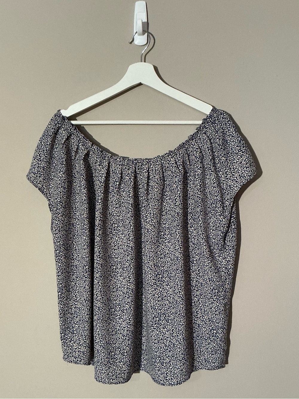 LC Lauren Conrad Blue and Cream Micro Floral Top